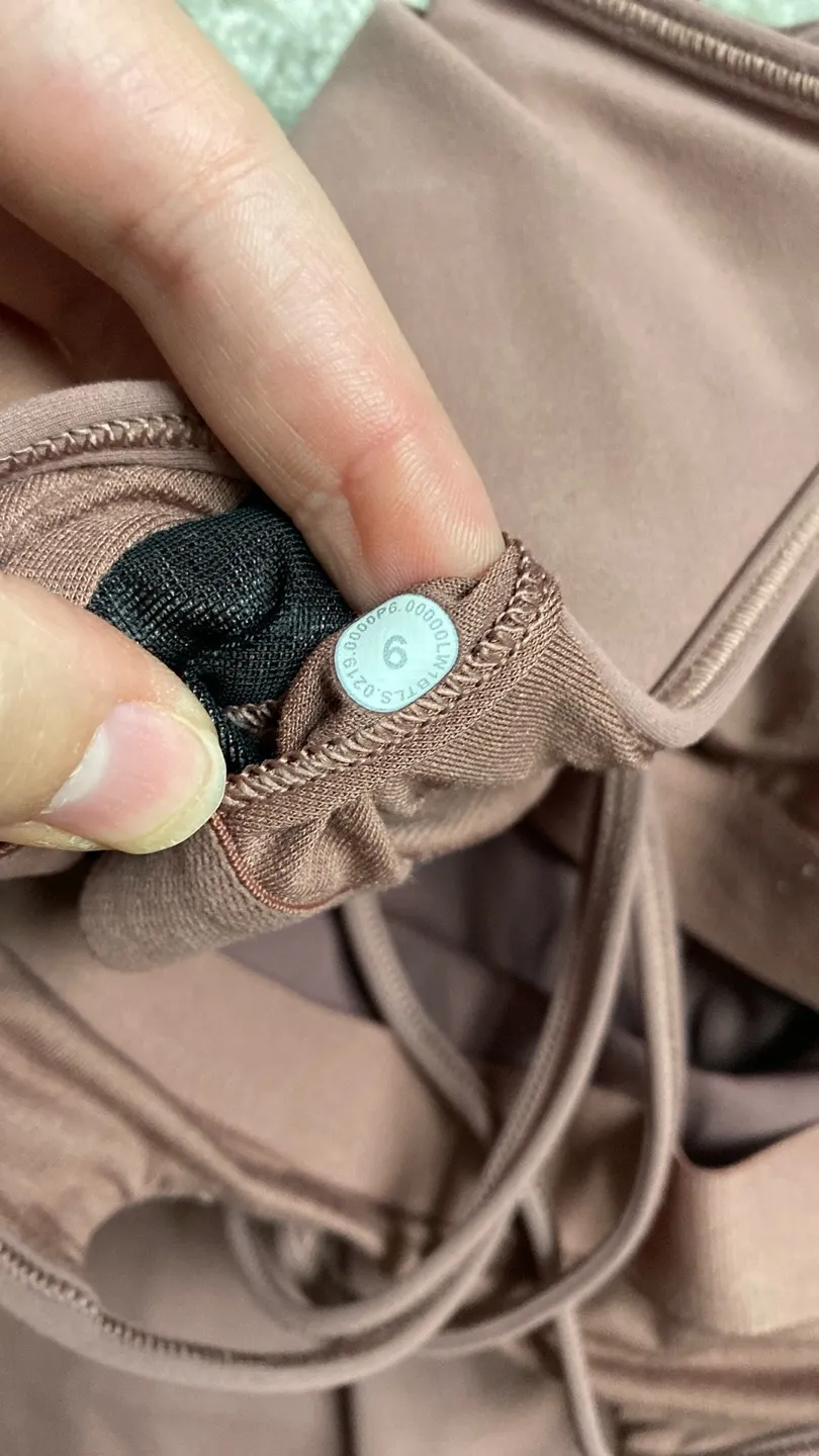 Lululemon Mauve Tank Top - Image 3