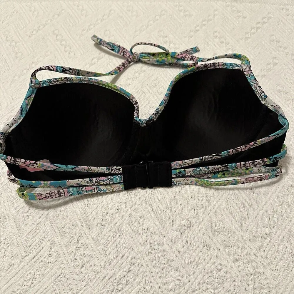 Victoria’s Secret Swim The Getaway Halter Embroidery Sequin Bikini Top Sz 36C - Image 3