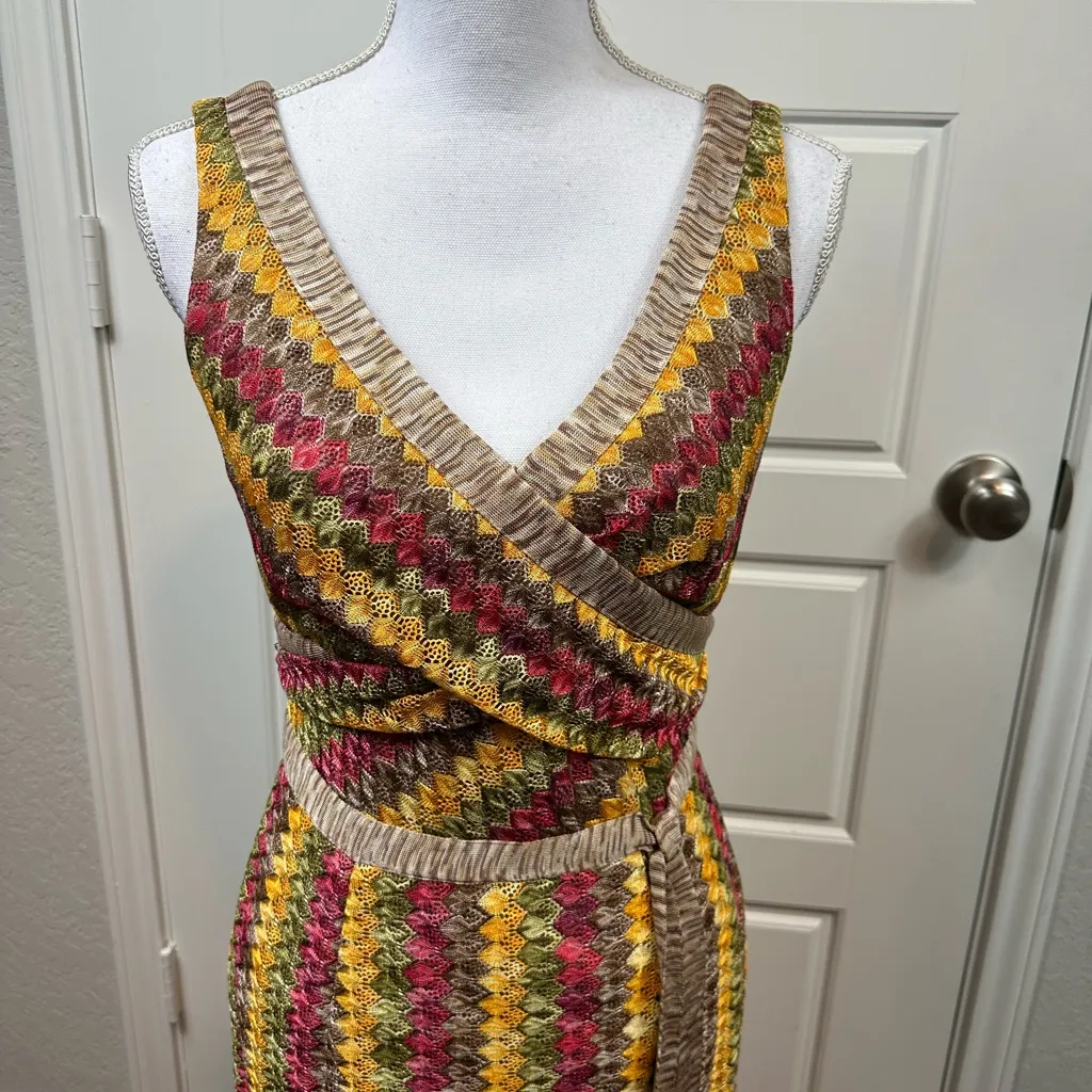 Kay Unger New York Sleeveless Lace Embroidered Sheath Dress Umbral Sunset Size 6 - Image 2