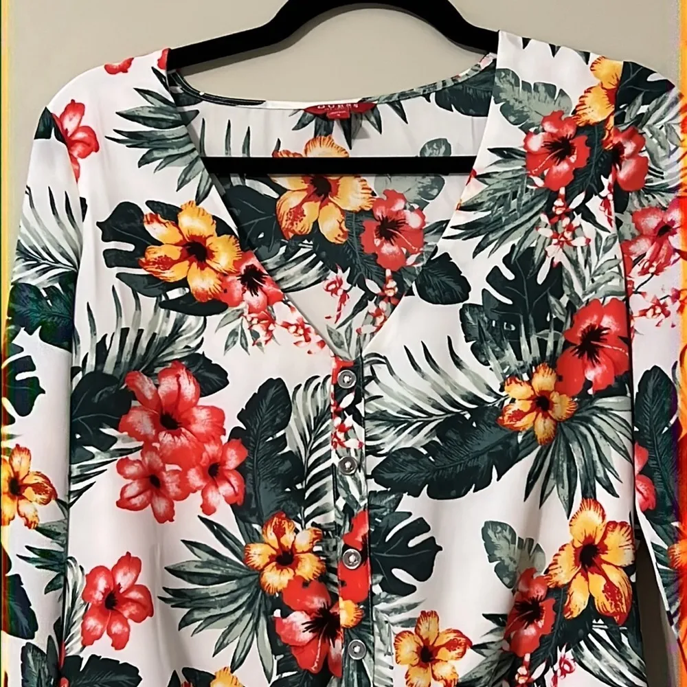 GUESS small high low tie front blouse v neck long sleeve button front floral - Image 3