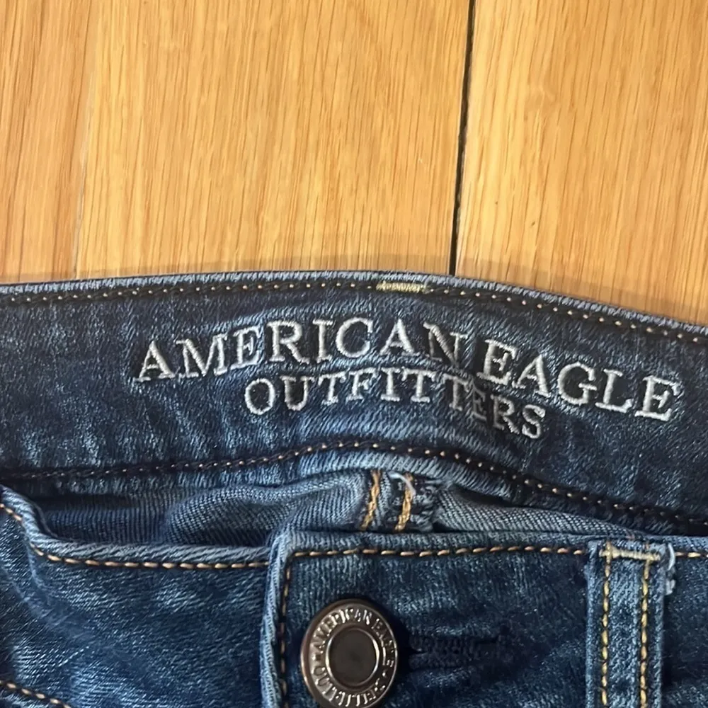 American Eagle outfitters skinny super stretch jeans size 6 long. - Image 3