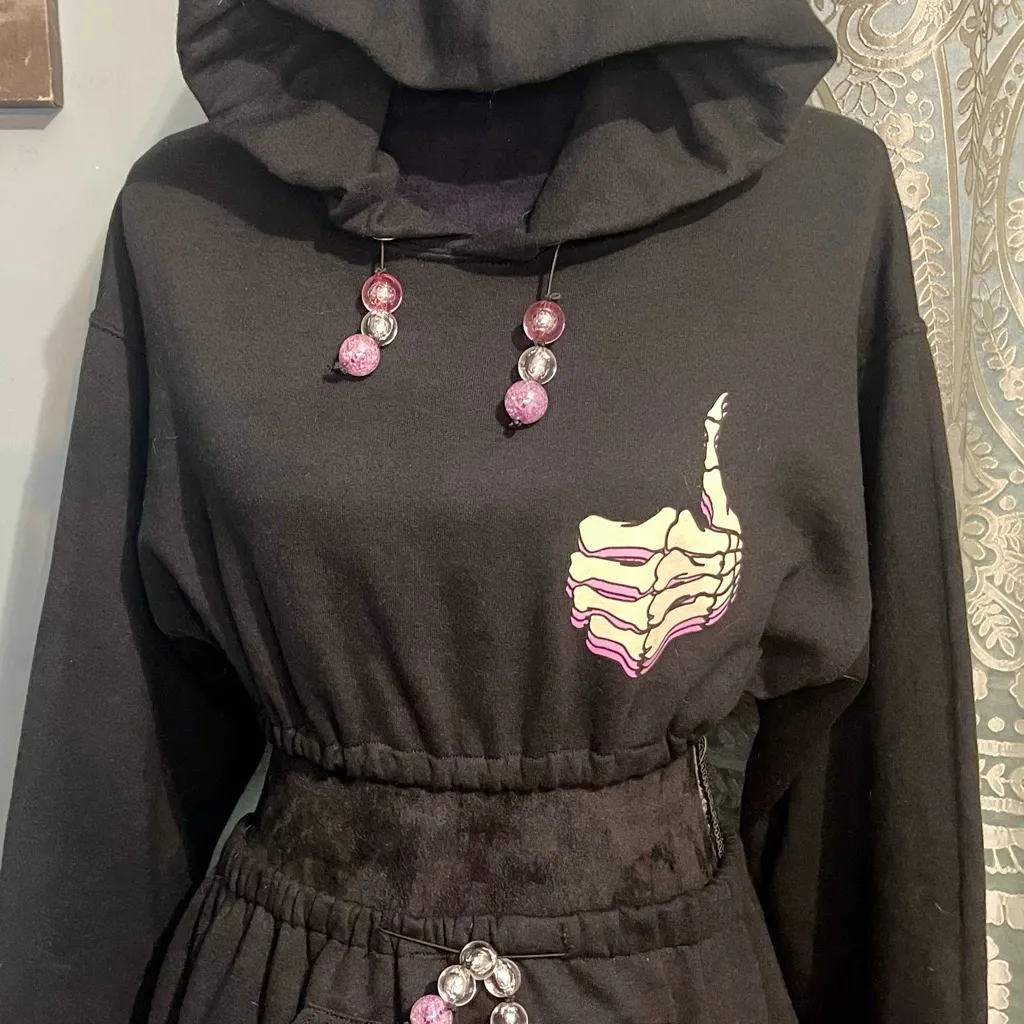 Black cropped hoodie and matching sweatshirt skirt size S/M - Image 6