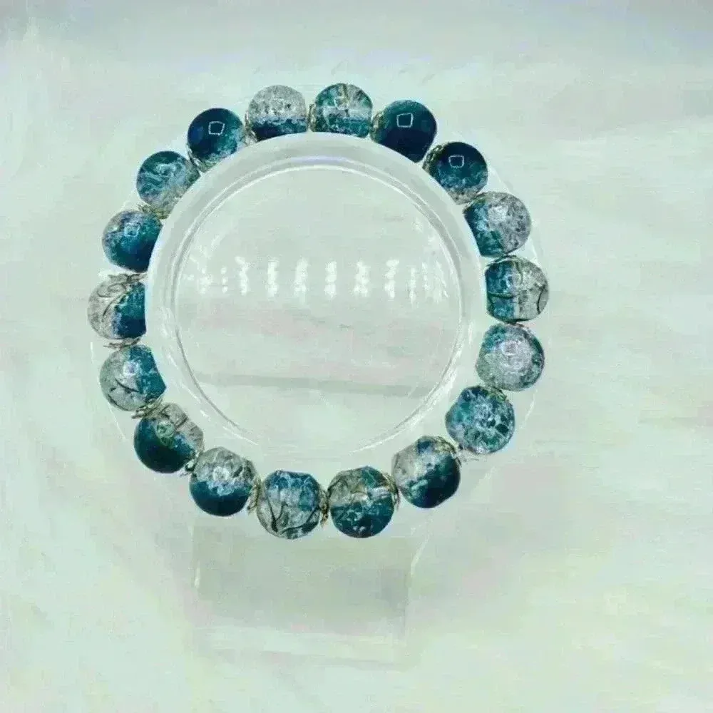 Gradient Blue Ice with Gold specks beaded Bracelet - Image 3
