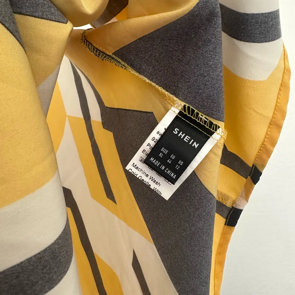 SHEIN Yellow and Black Geometric Camisole - Image 2