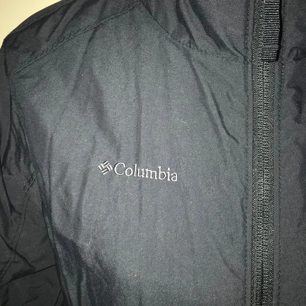 COLUMBIA SPORTSWEAR FLEECE LINED BLACK COAT MEDIUM - Image 3