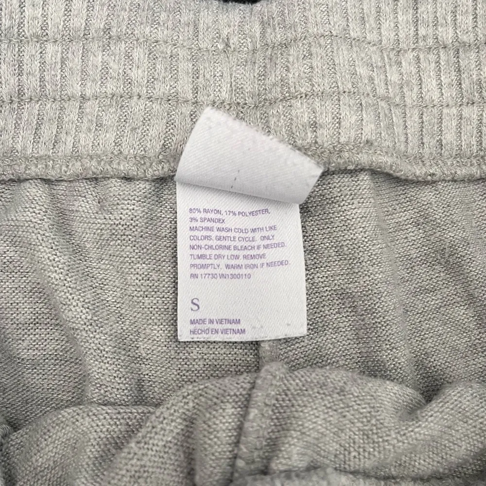 STARS ABOVE Women’s Gray Sweat Shorts Activewear Sleepwear Drawstring Sz S EUC - Image 5