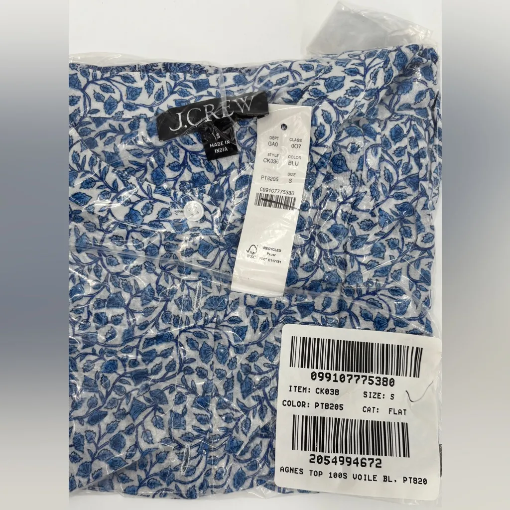 J.Crew Flutter-sleeve button-up shirt in bandana block print - Image 4