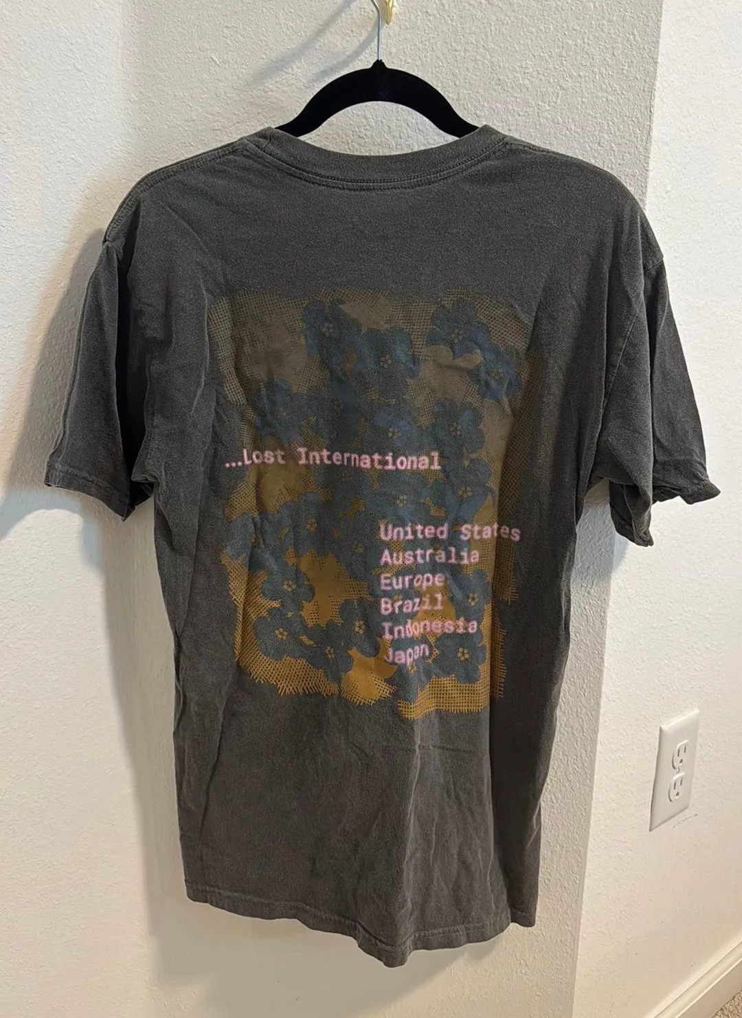 Lost Graphic Tee Gray Size M - Image 2