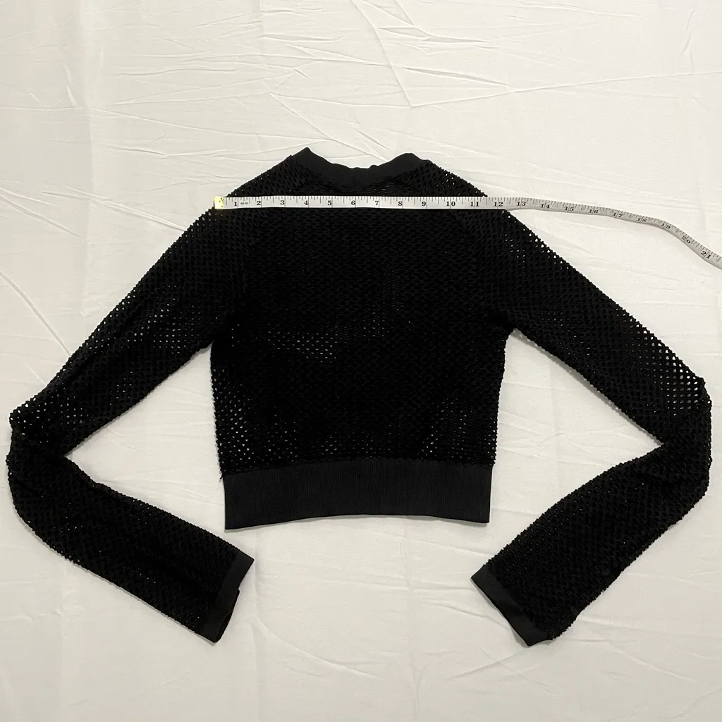 Carbon38 fitted fishnet mesh crop top Black - Image 7