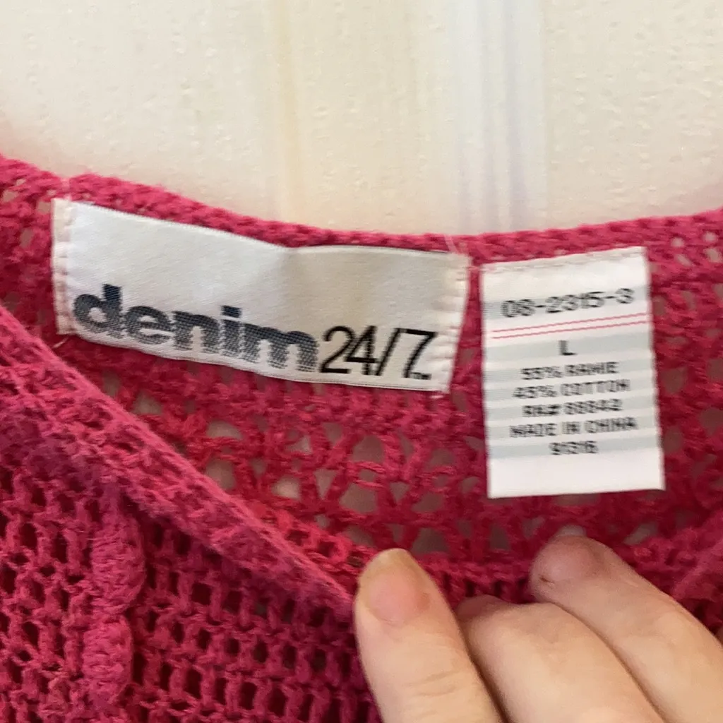 FINAL MARKDOWN Denim 24/7 open knit sweater large - Image 3