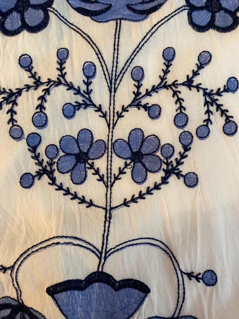 White And Blue Dress - Image 4