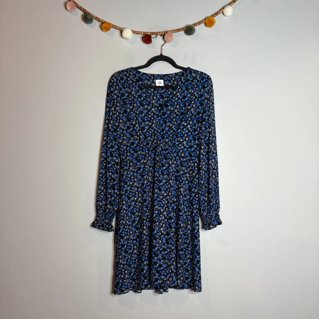 CAbi 5772 The Ten Mesh Puff Sleeve Dress in Blue Floral - Image 2