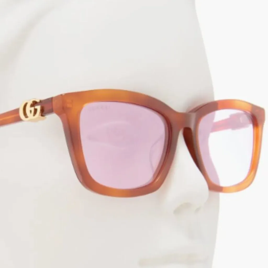 Gucci Women's Sunglasses in Orange and Pink - Image 4