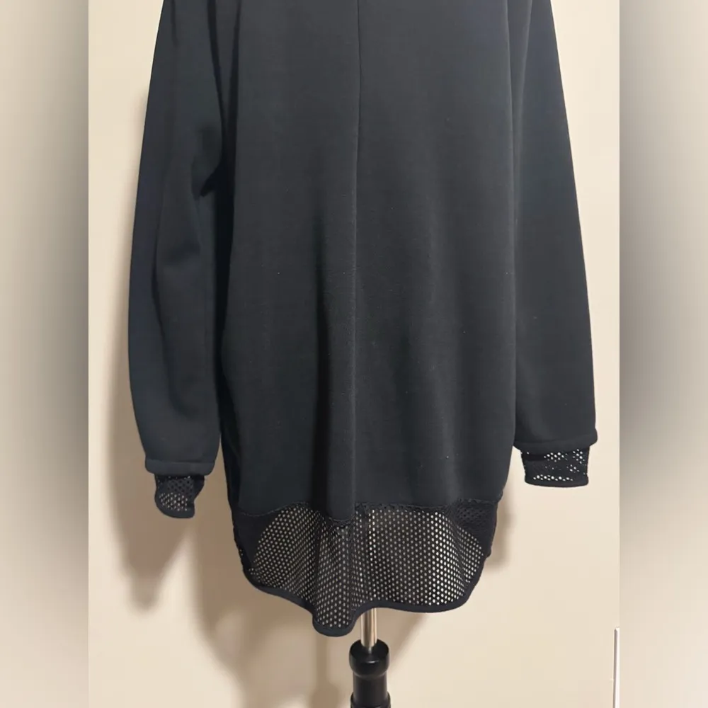 EUC Fabletics Black Open Front Eugenia Coat size large - Image 9