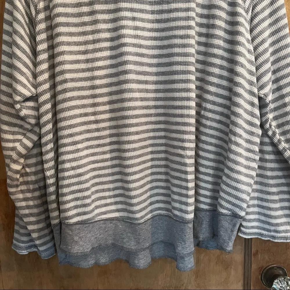 Women's PJ Salvage Grey/White Rayon Pullover Lounge Wear Top- Size: XL- - Image 2