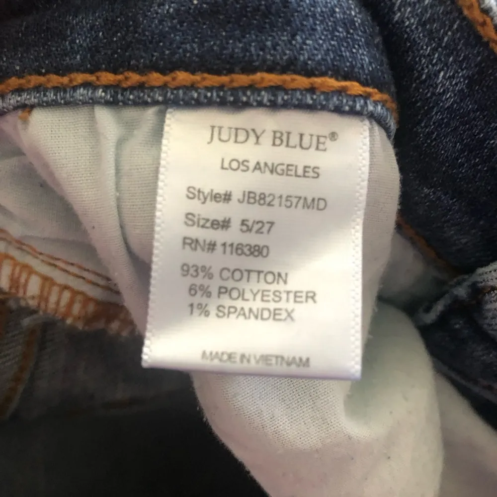 Judy Blue Jeans Skinny Fit Distressed Raw Hem Mid Rise O5 - Image 5