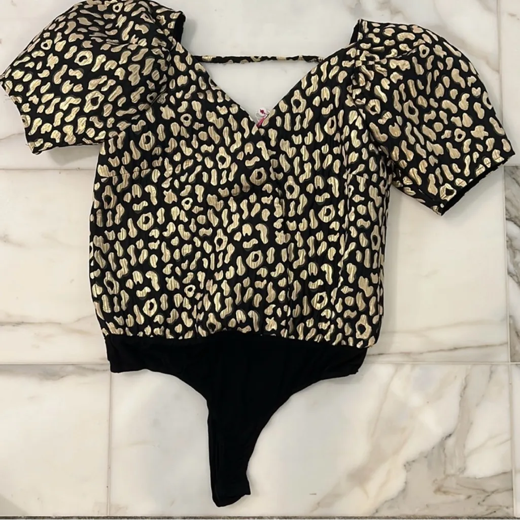 Buddy Love Puff Sleeve Body Suit Size Large NWT Black - Image 2