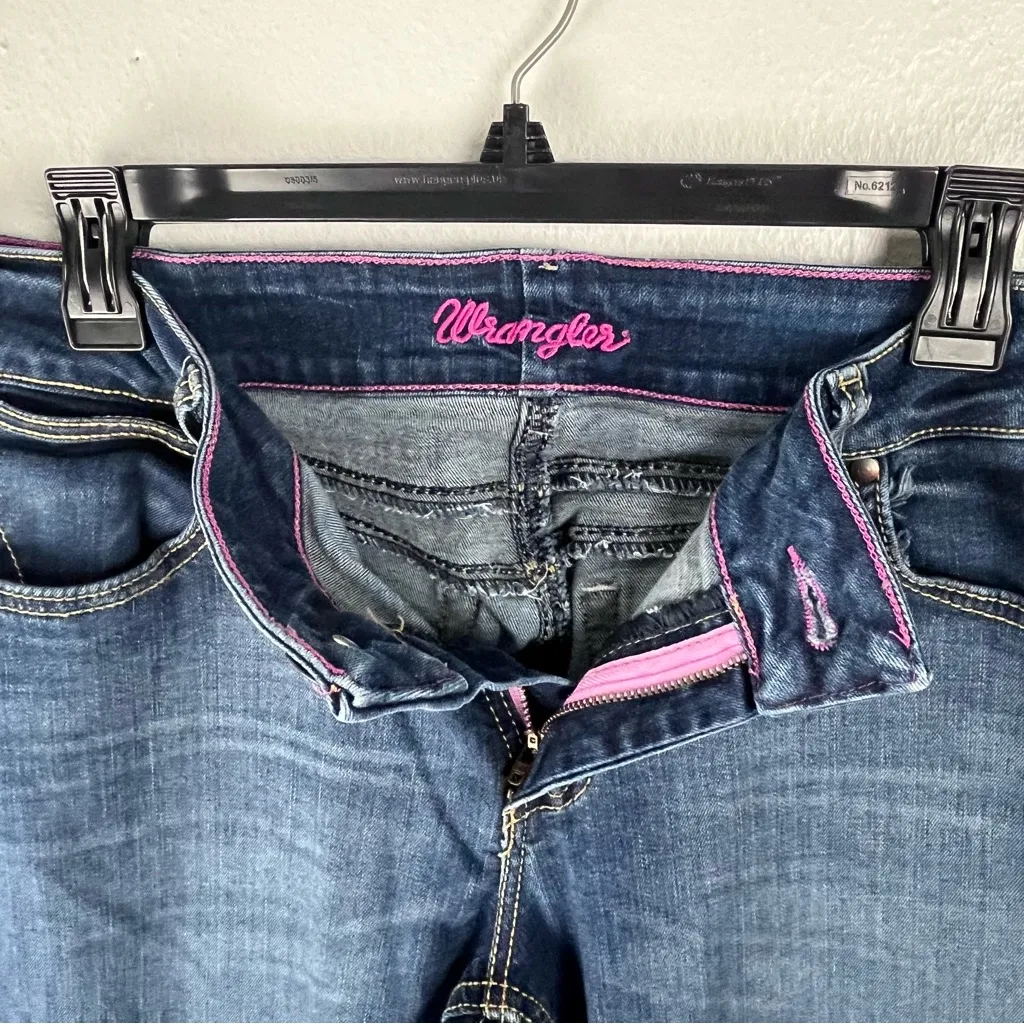 WRANGLER Blue Denim Mid Rise Five Pockets Distressed Bootcut Jeans Size 10 - Image 5