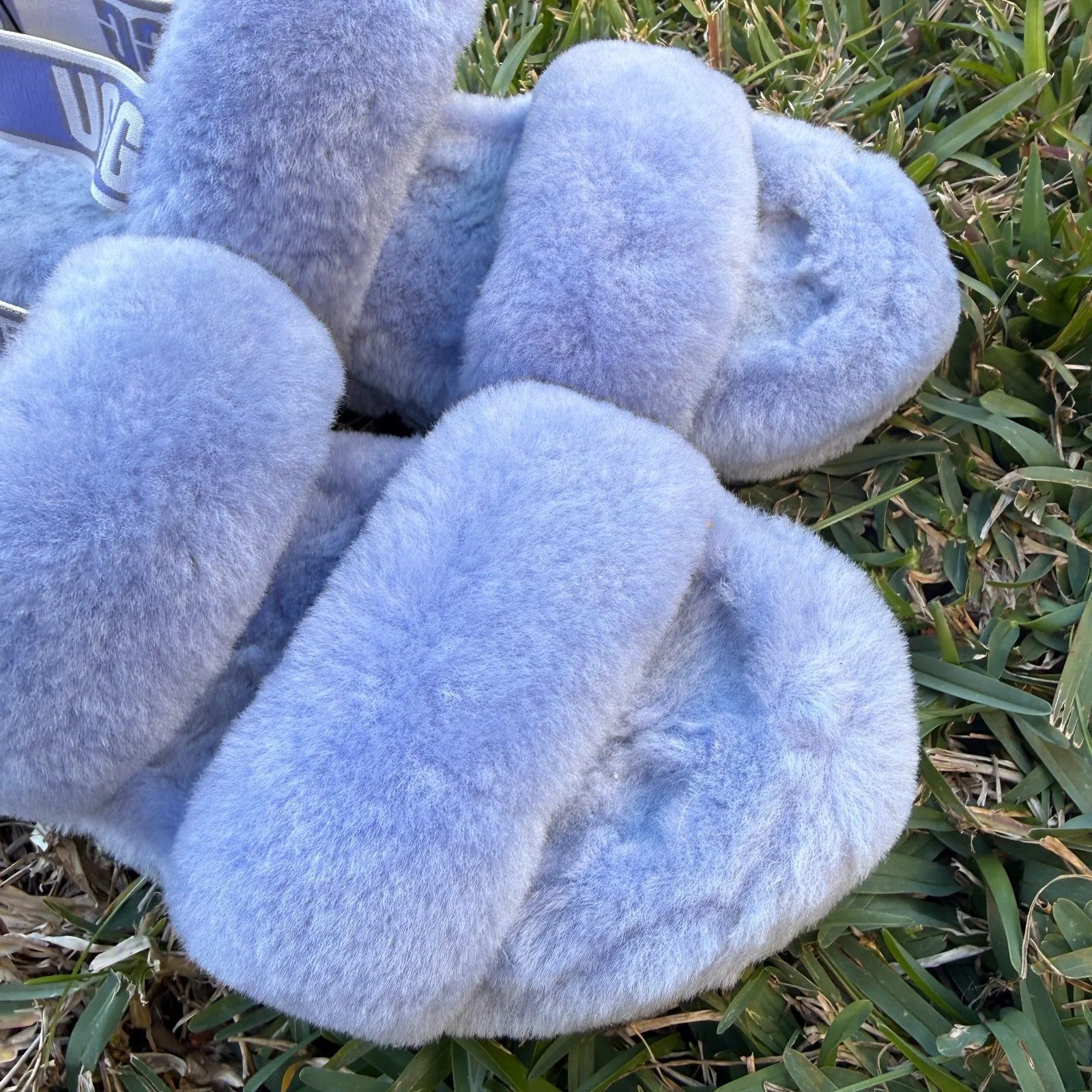 Ugg Fluff “Oh Yeah” Slide Size 7 - Image 6