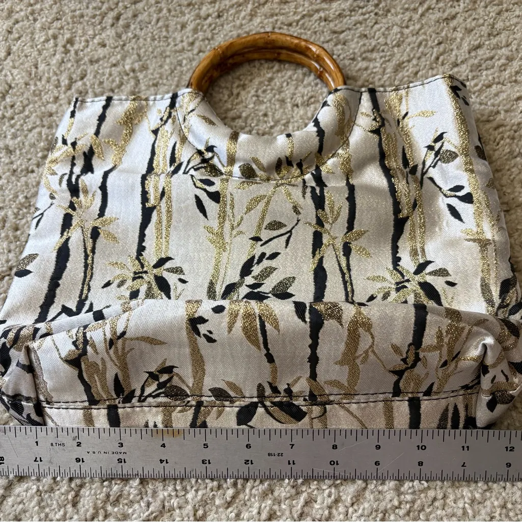 Elegant Floral‎ Patterned Handbag with Bamboo Handles Black - Image 3