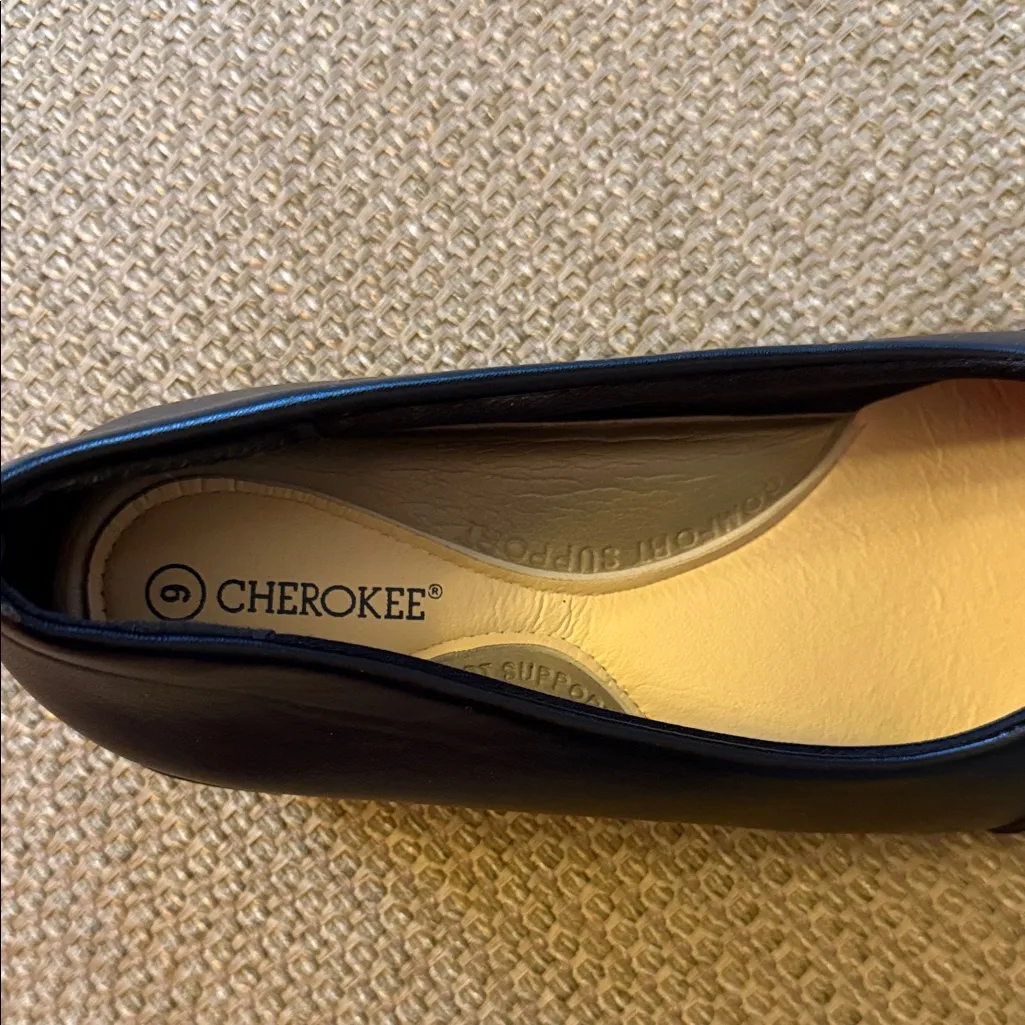 Cherokee Black Women's Flats with Embellished Strap - Image 5