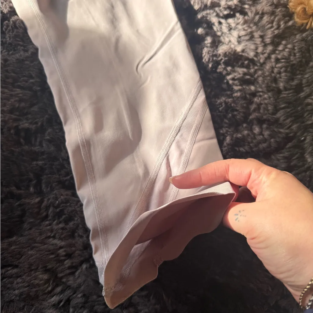 Lululemon  Athletica Light Gray Leggings - Image 2