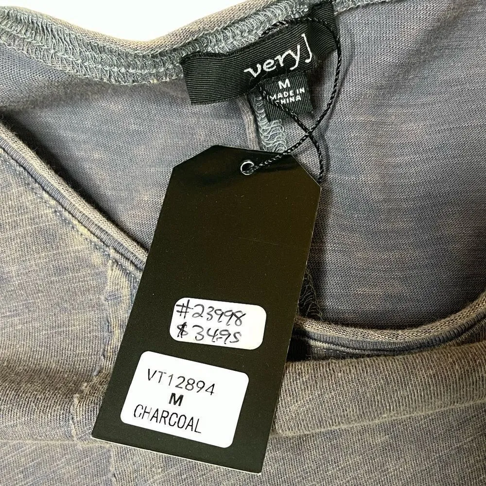 NWT Very J. Washed Bleach Dyed Oversized Cotton T-Shirt (Gray) - Medium - Image 9
