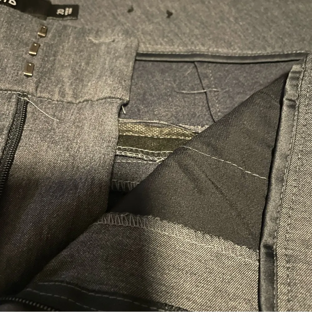 Torrid Womens Shorts Gray Dressy Stretch Wide Waistband Cuffed Hem Plus Size 20 - Image 9