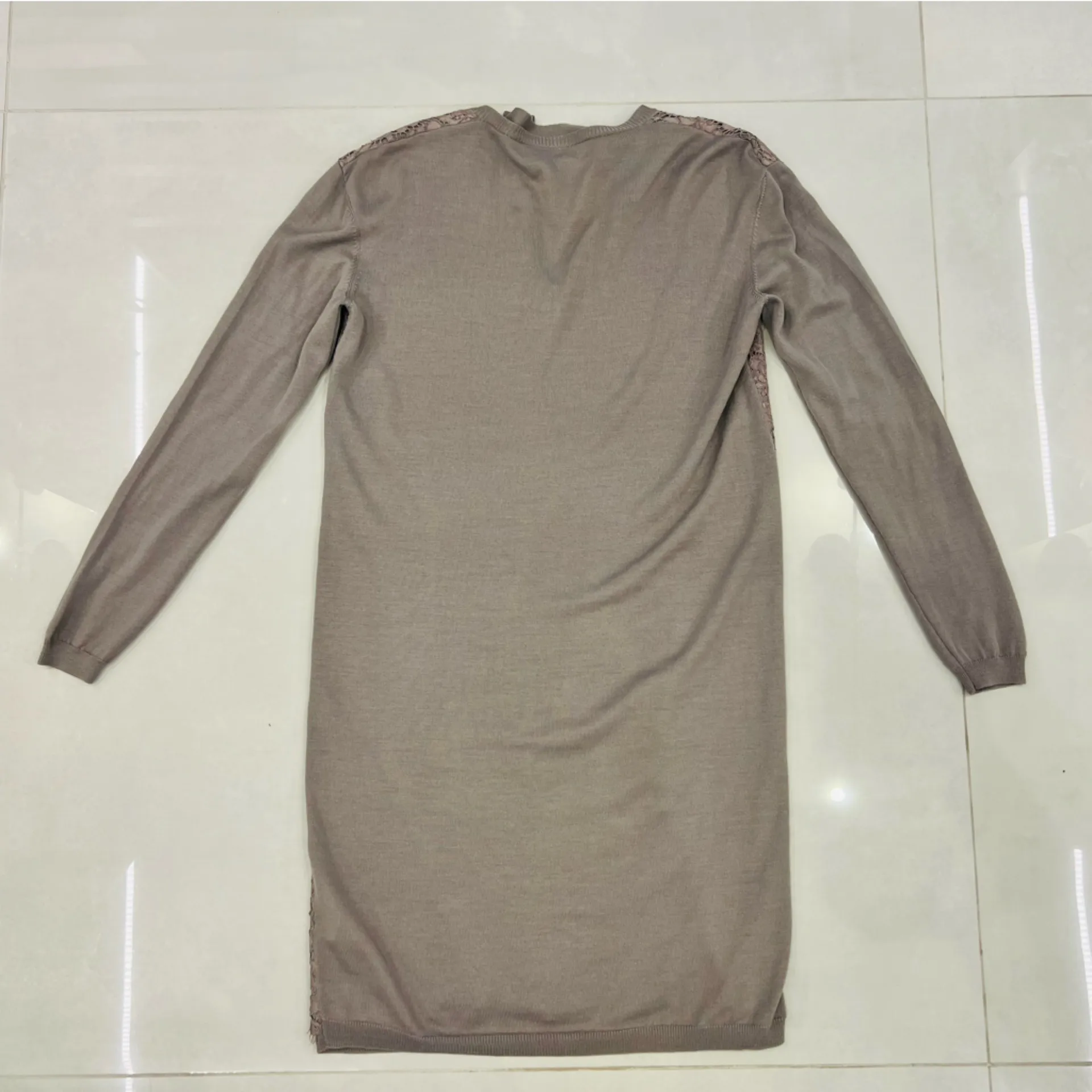 Valentino Mauve Lace and Knit V - Image 13