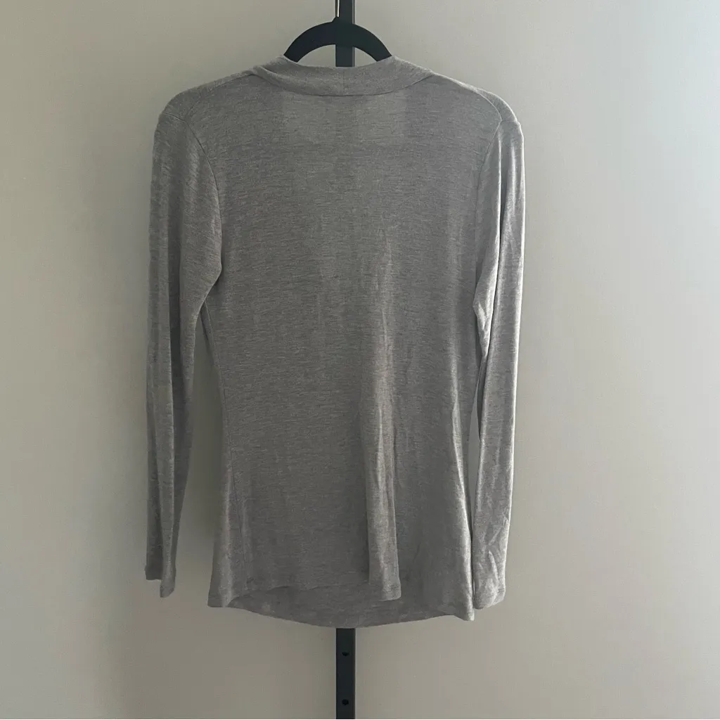 Banana Republic Cowl Neck Grey Size Small - Image 2