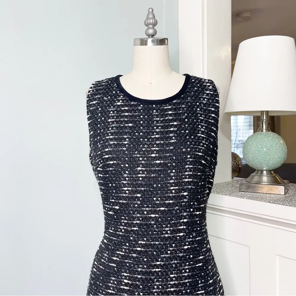 Calvin Klein Black Tweed Shift Dress with Fur Trim 8 Medium - Image 3