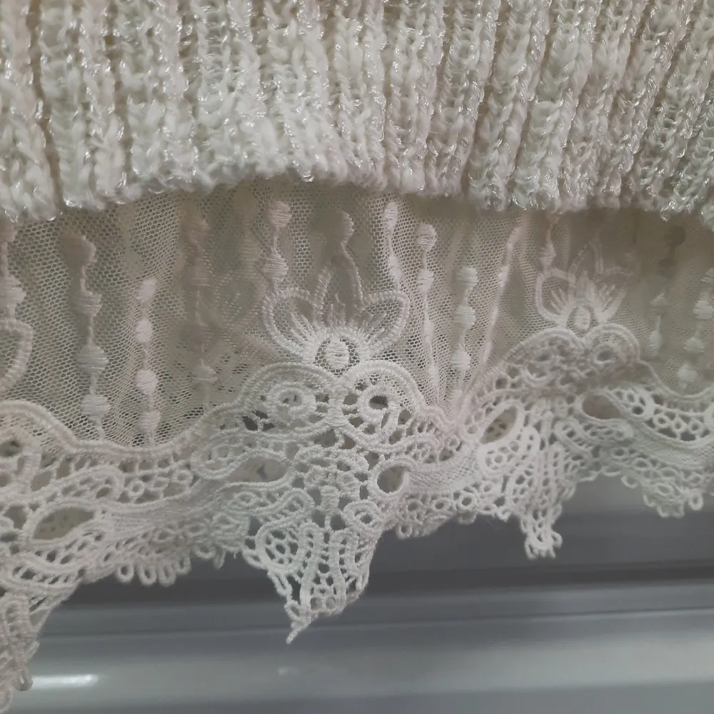 Cupio Sweater Women's Size Medium Cream Long Sleeve Knit Pullover Top - Image 3