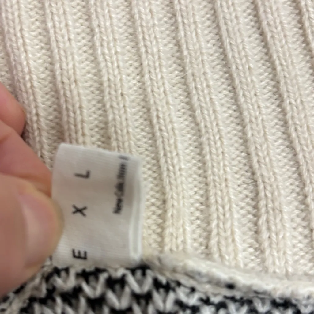 Exlura Sweater Womens XL/2XL Off the Shoulder Batwing Cream Star Loose Fit - Image 5