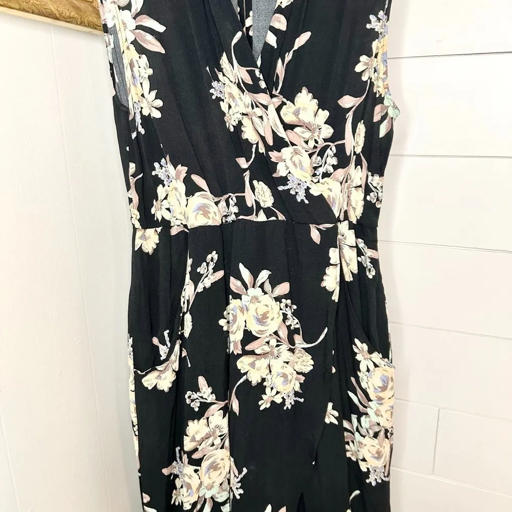 ASTR The Label Sleeveless Floral Hi Lo Faux Wrap Maxi Dress Black Size Medium - Image 5
