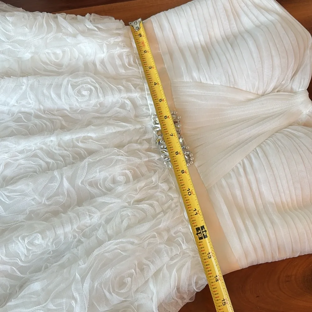 Adrianna Papell wedding dress - Image 11