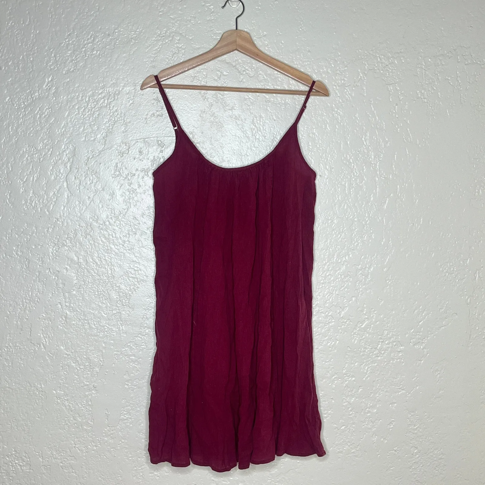 Anthropologie Michelle Plisse Mini Dress Minimalist Pullover Women Burgundy M - Image 2