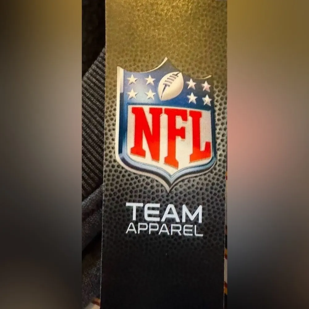 NFL Team Apparel Kansas City Chiefs Sweatshirt Women’s Size Medium - Image 4