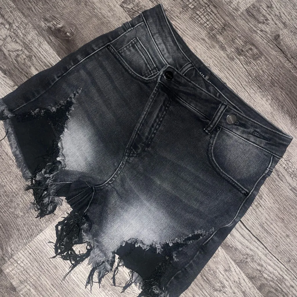 Risen Jeans Black Denim Shorts Women Small Asymmetrical Front Distressed Casual - Image 3