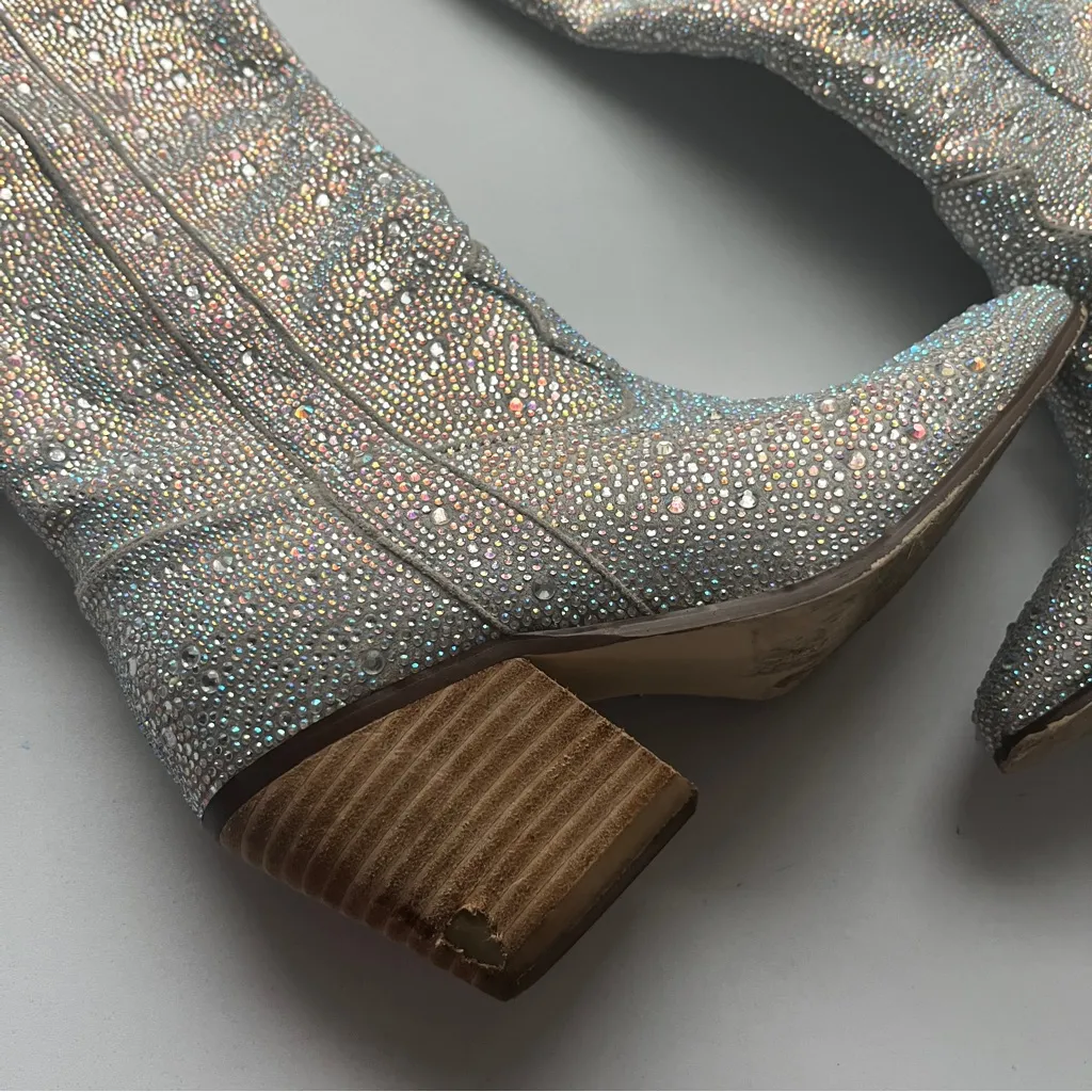 Elegant Silver Heeled Boots for Women Size 6 - Image 2