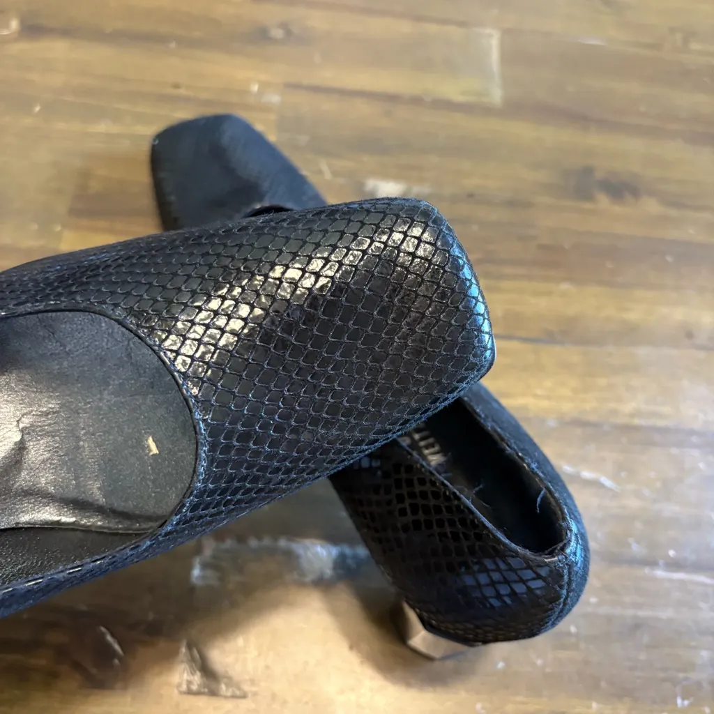 Stuart Weizman Count Black Diamond Square Toe Heels Pumps Snake Lizard Textured - Image 8