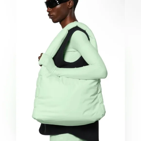 NWT Rains Loop Shopper Mini Puffer Bag - Image 2