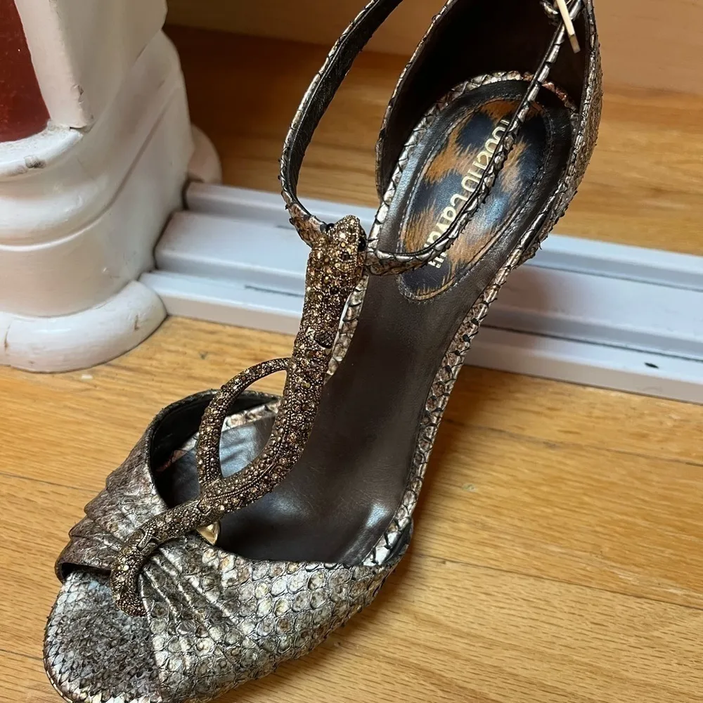 STUNNING ROBERTO CAVALLI SNAKE HEELS​​​ - Image 7