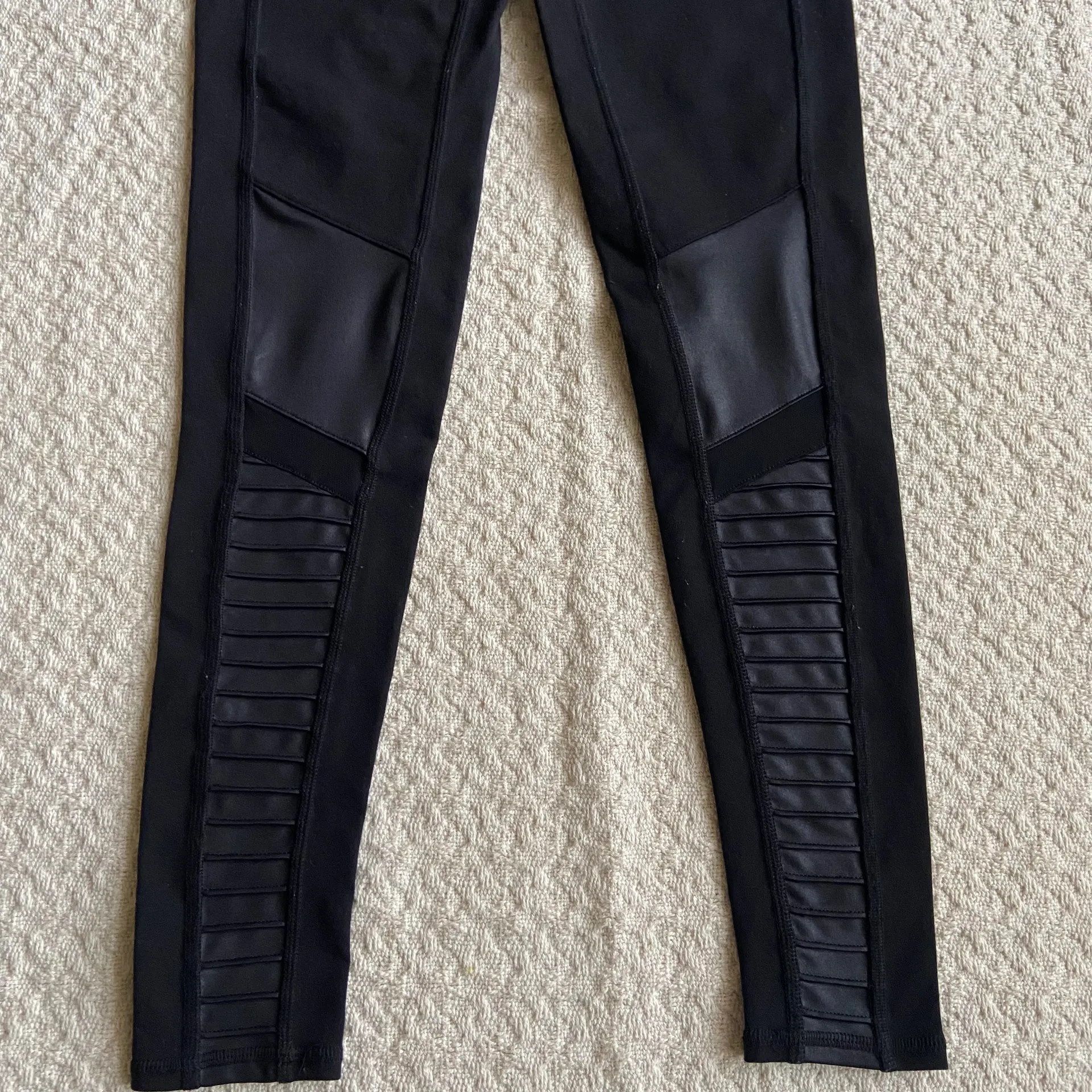moto leggings size XXS - Image 6