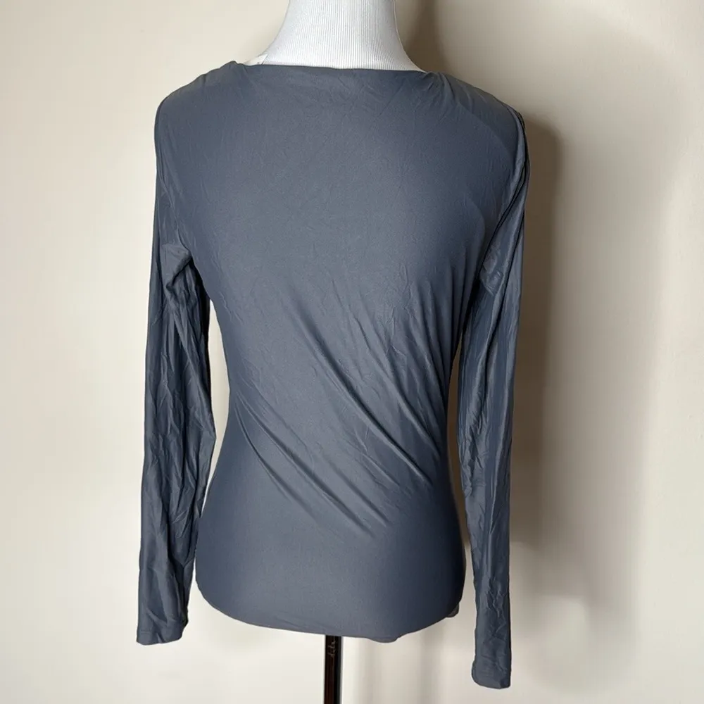 Abercrombie & Fitch Abercrombie Gray Long Sleeve Soft Matte Seamless Top - Image 6
