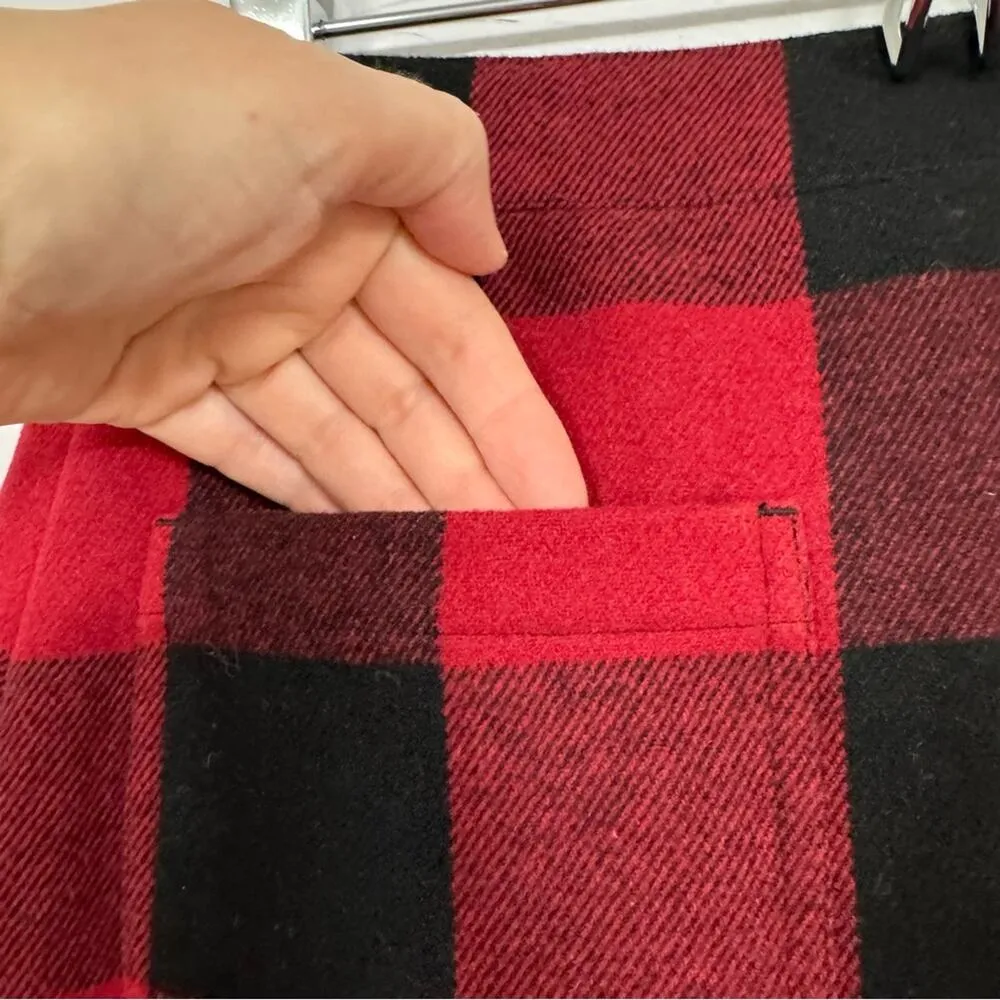 J Crew Red & Black Buffalo Plaid Wool Mini Skirt Women’s 00 Pockets Academia - Image 5