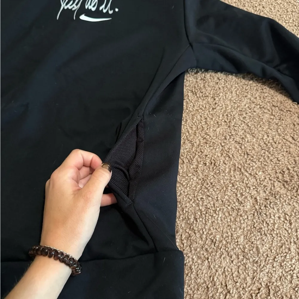 Nike  Just Do It Crewneck - Image 2