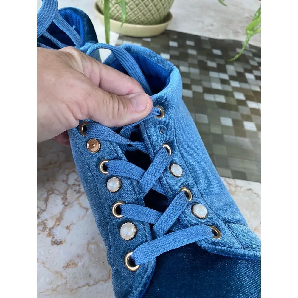 Velvet textile blue fashion sneakers size 7.5 with Pearl womens - Image 9
