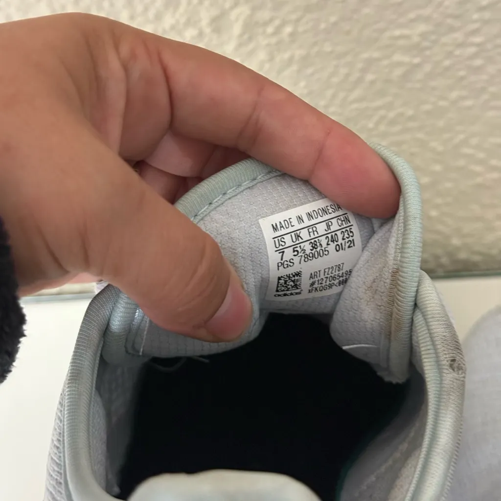 Adidas womens Kaptir 'Halo Blue Grey sneakers size 7 - Image 11