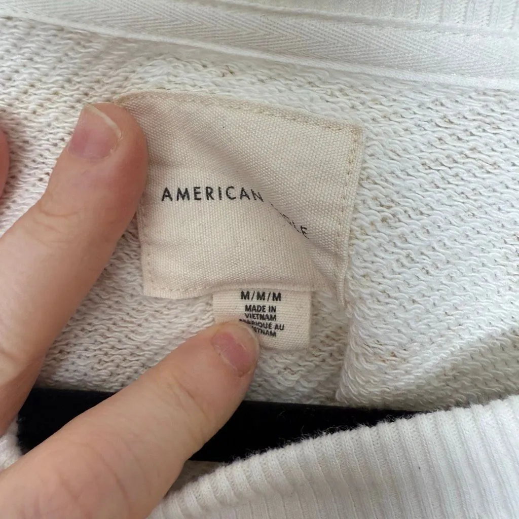 American Eagle Women’s Medium Yellow White Paisley Patterned Sweatshirt - Image 2