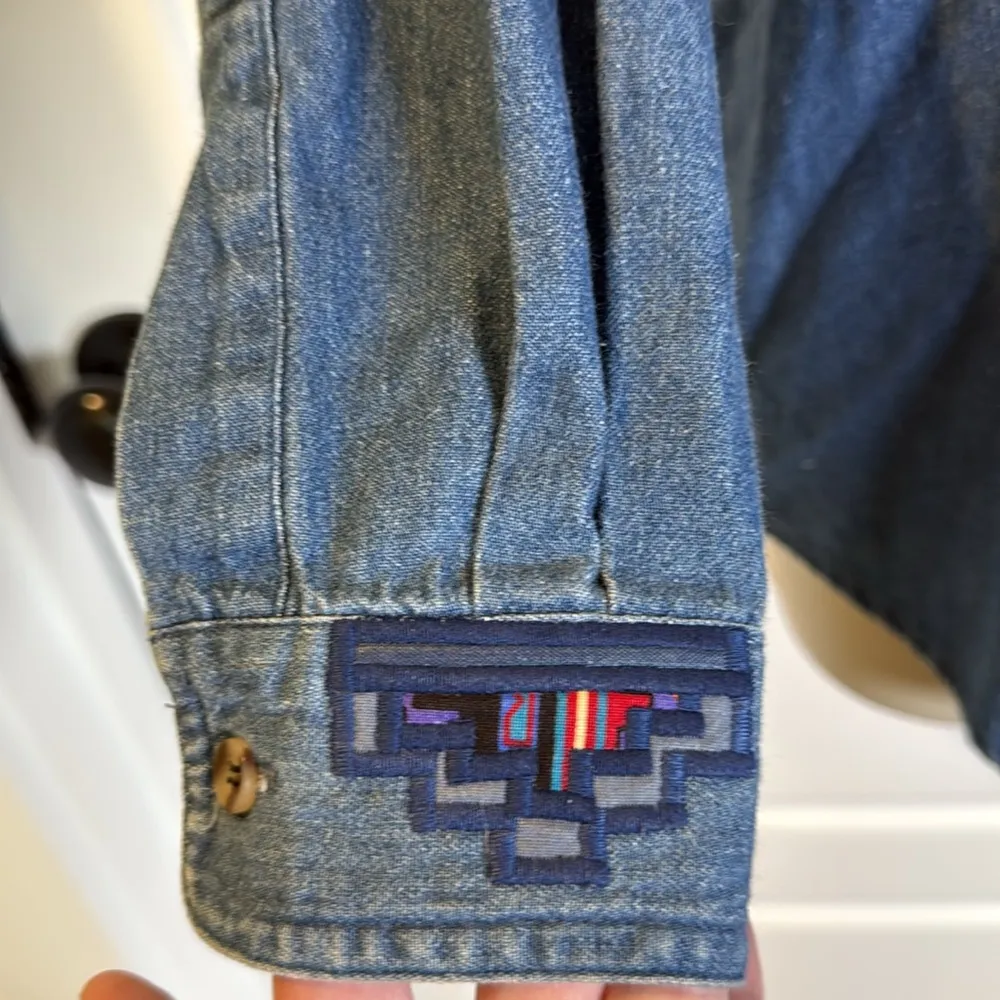 Vintage Sun Belt denim shirt small Blue - Image 3